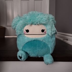 Squishmallow 12" ❄️SOLD❄️